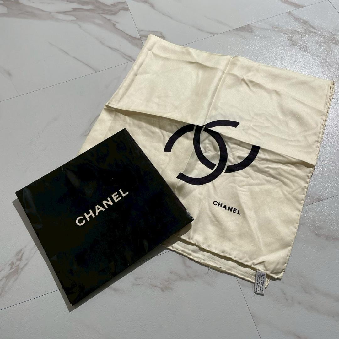 激レア美品！CHANEL シャネル ココマーク スカーフ ホワイト