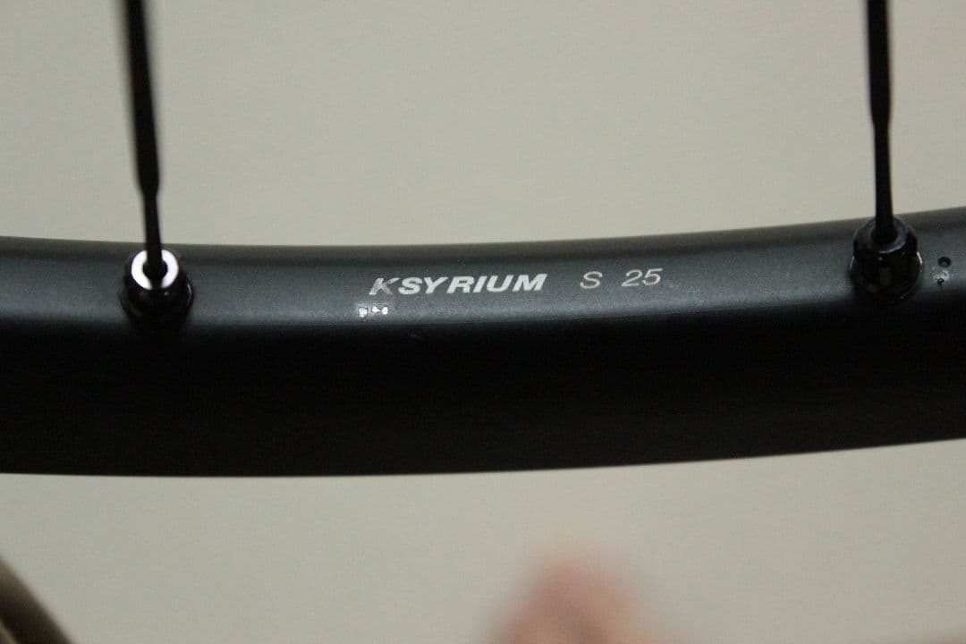 MAVIC KSYRIUM S DISCホイール前後セット