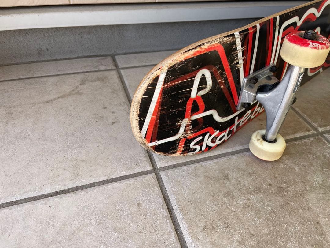 Almost Skateboards スケートボード 52mmウィール　手付