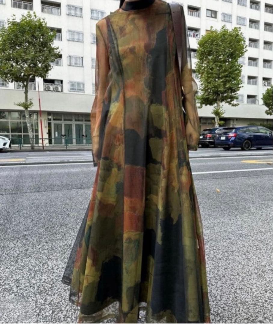 AMERI UND GYPSUM ART DRESS カーキ