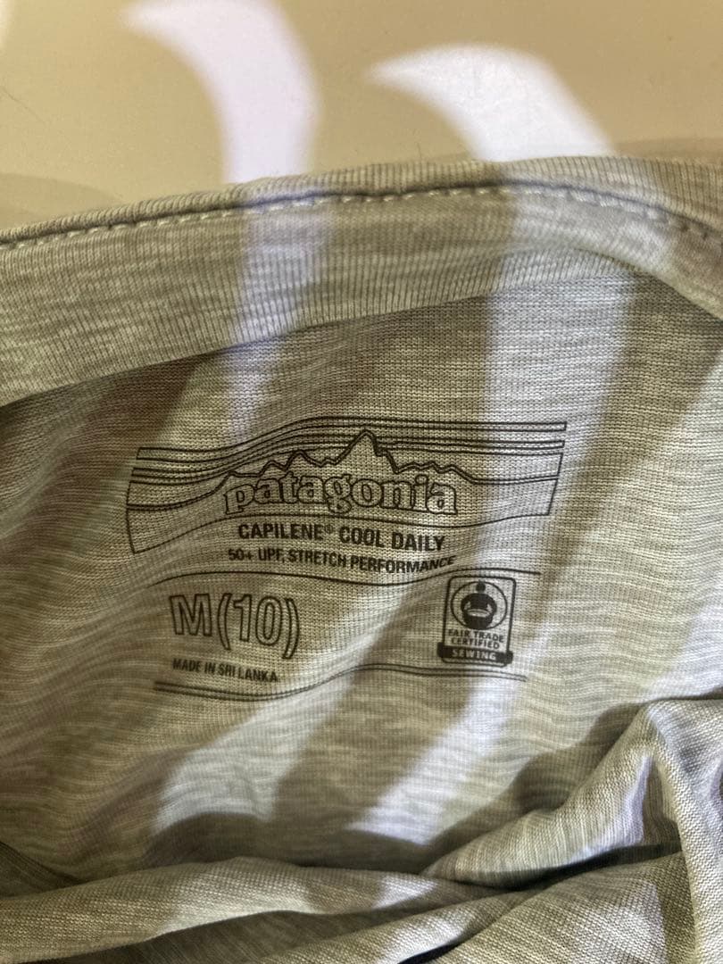 patagonia バギーズ　男の子用 オリーブグリーン