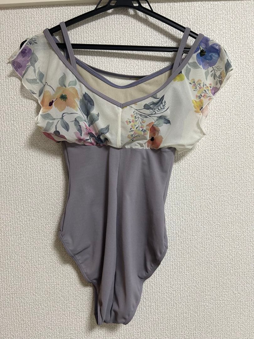 【チャコット】美品　フレアスリーブ レオタード　モーブプリント