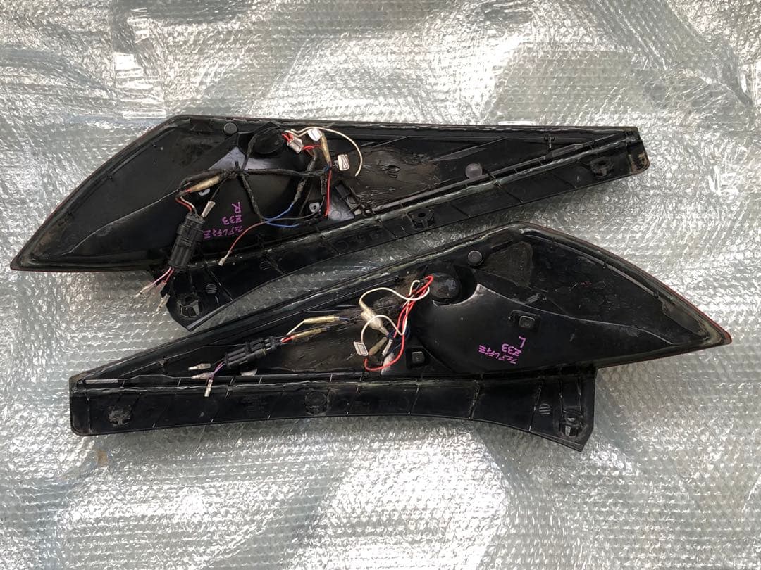 Z33純正加工レクサス風LEDテールランプ