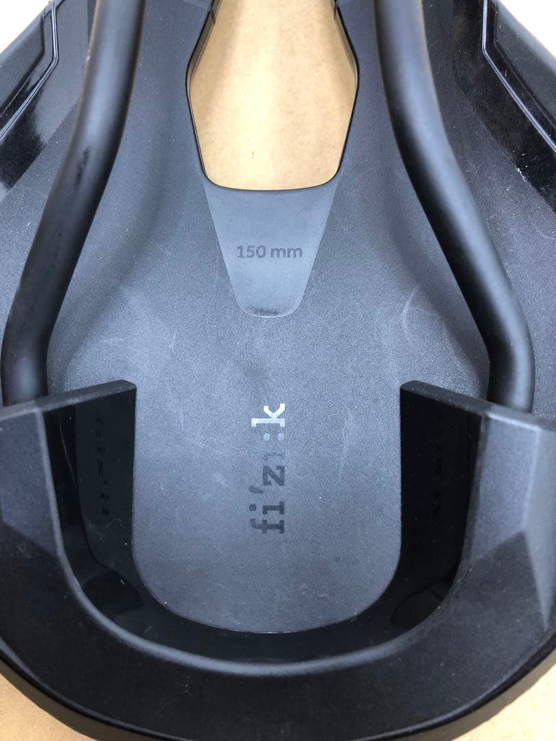 FIZIK TEMPO ARGO R5 自転車サドル ブラック 150mm