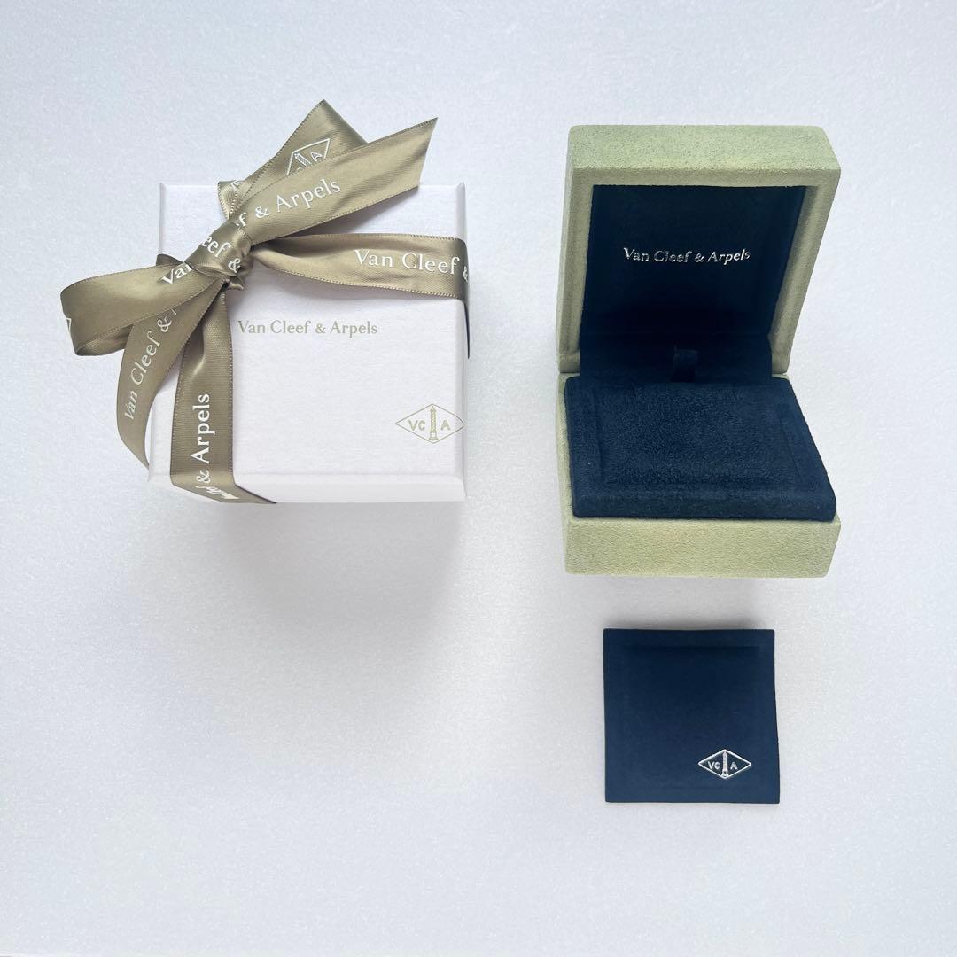 Van Cleef & Arpels ネックレス ペンダント ケース 空箱