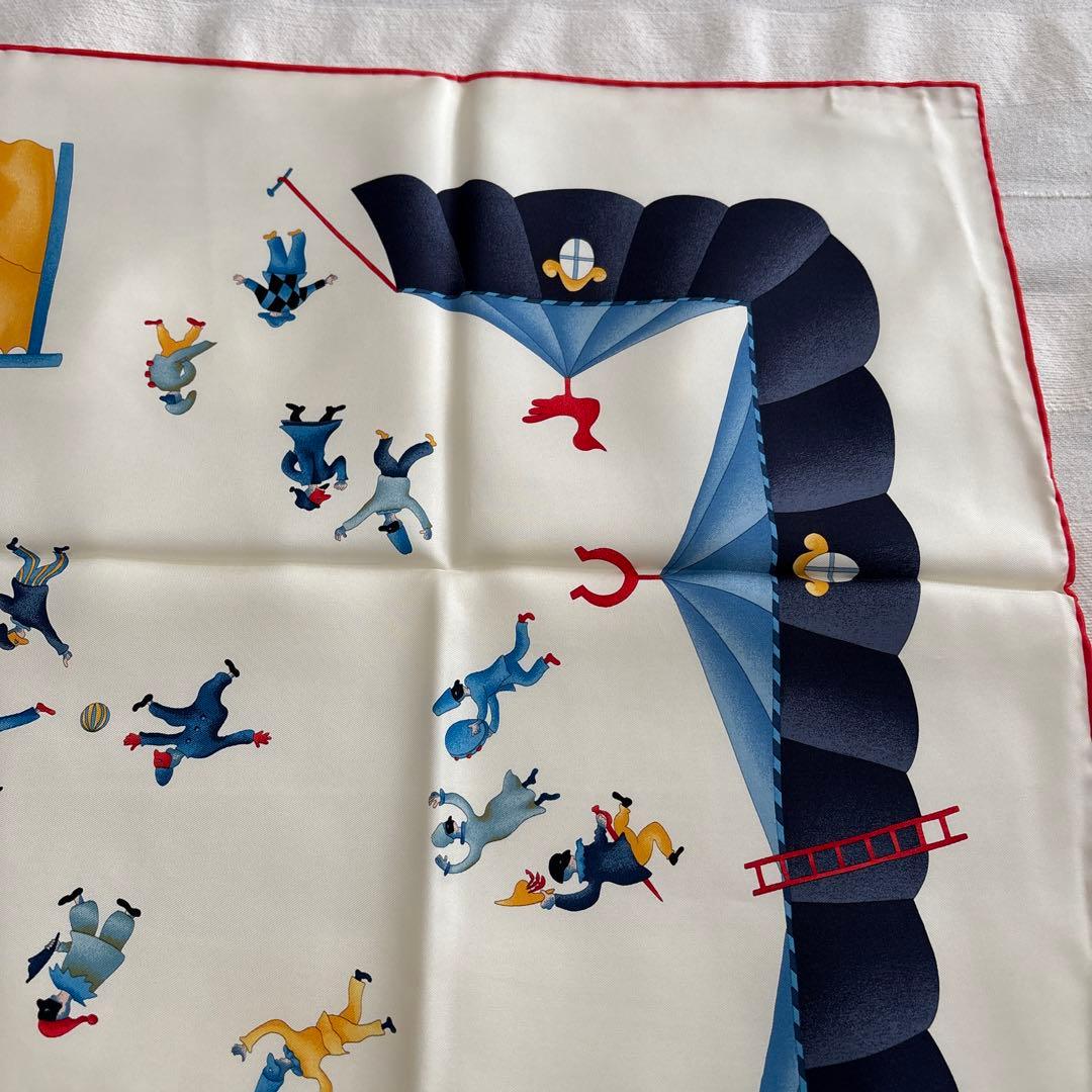 BVLGARIシルクスカーフ　ダビデピッチゴーニ　ブルガリ　サーカス　イタリア製