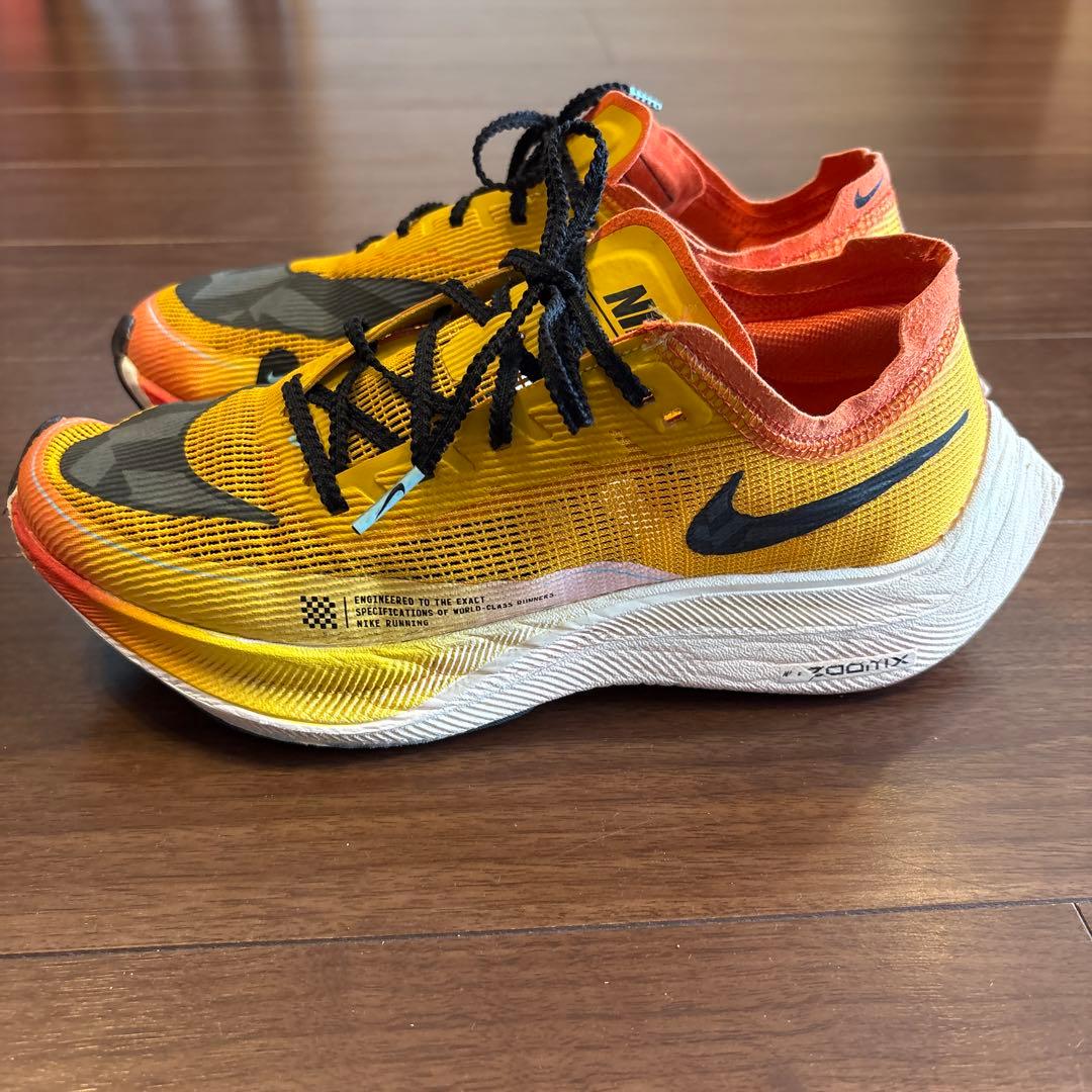 NIKEzoomヴェイパーフライNEXT%2 25.0㎝