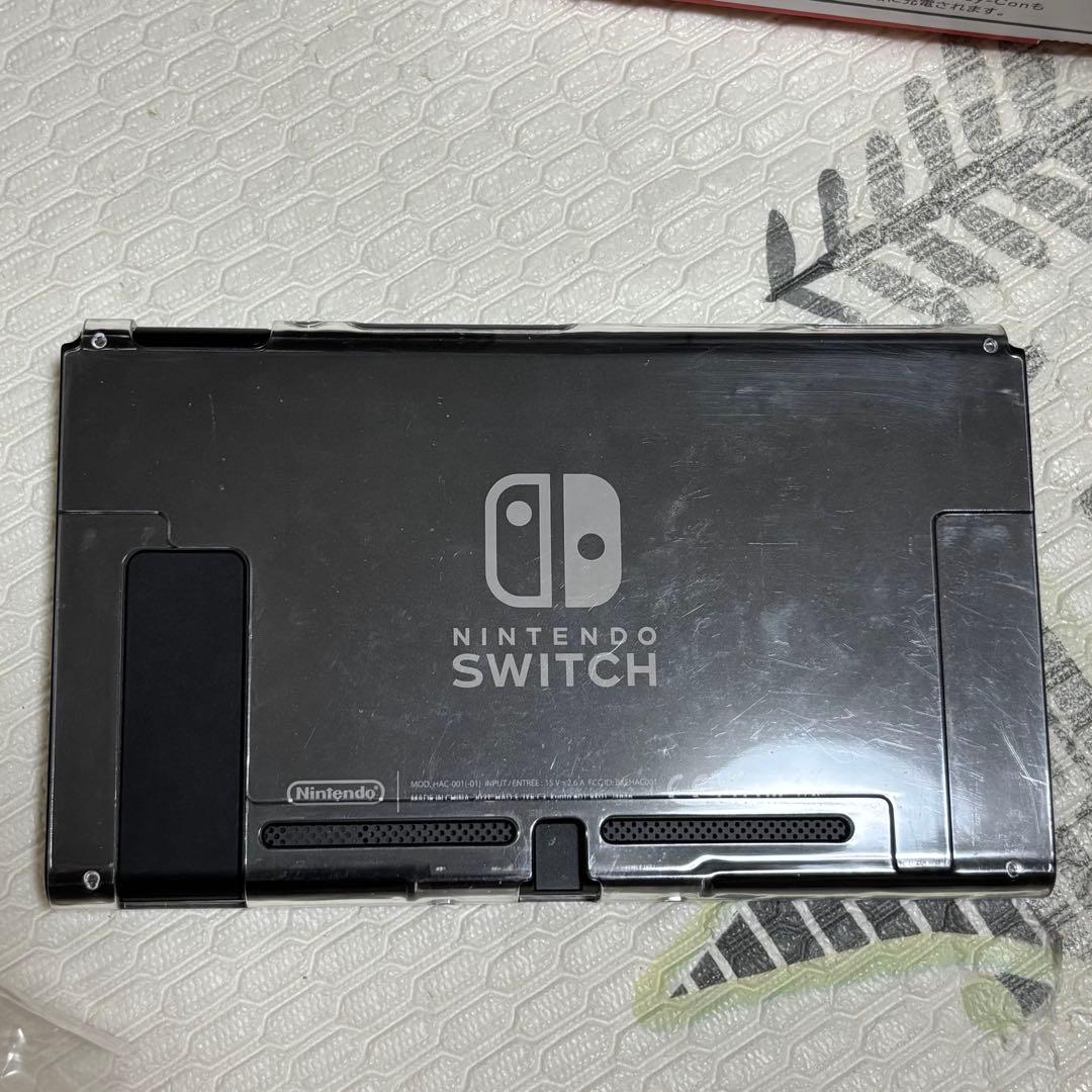 【美品】Nintendo Switch 本体 グレー　新モデル　おまけ付き