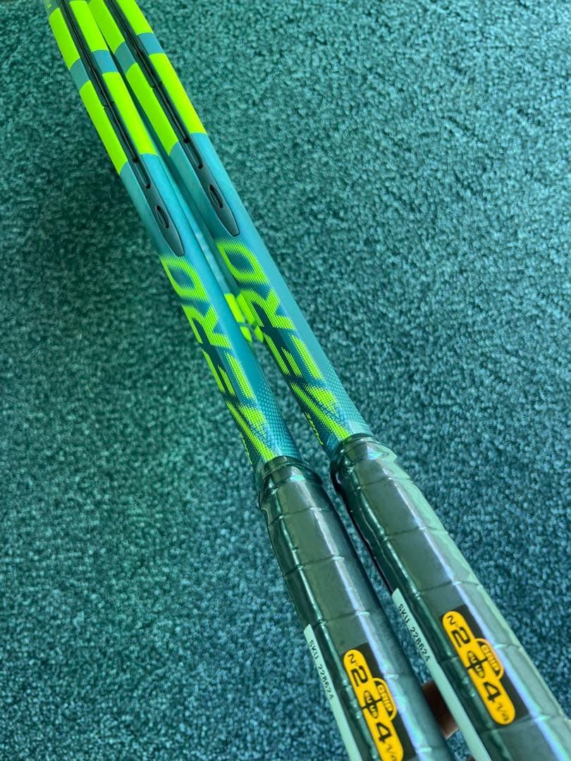 2026BabolatピュアアエロG2 2本セット国内正規品 新品 実測303g