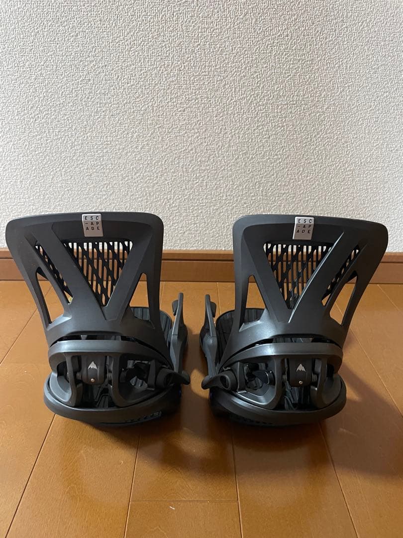 バートンエスカペイドステップオン
