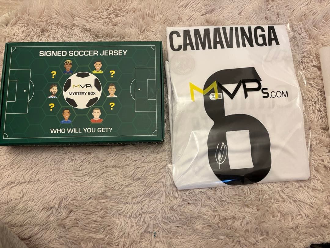 新品未開封　カマヴィンガ　直筆サインユニフォーム　 MVPS ミステリーボックス