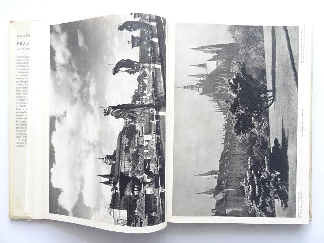 洋書◆プラハ写真集 本 チェコ 建築 建物 風景 景色