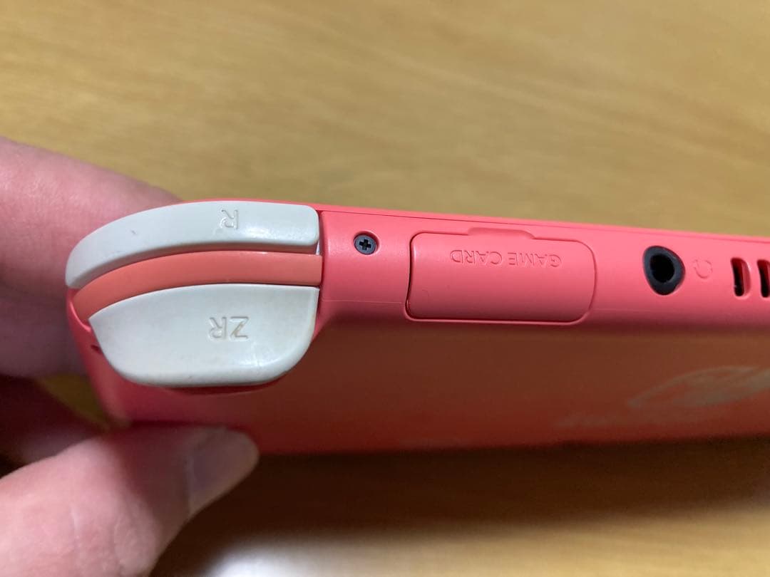 Nintendo Switch Liteコーラル　ピンク
