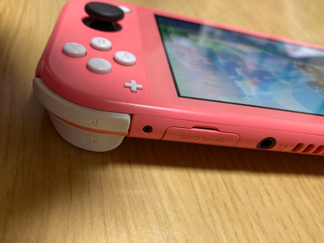 Nintendo Switch Liteコーラル　ピンク