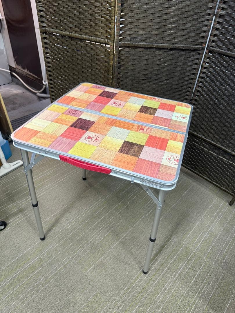 【美品】Coleman ナチュラルモザイク　リビングテーブル　60プラス