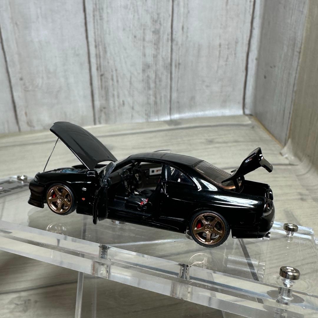 FH 1/64 日産 スカイライン GT-R R33 ブラック　合金ミニカー