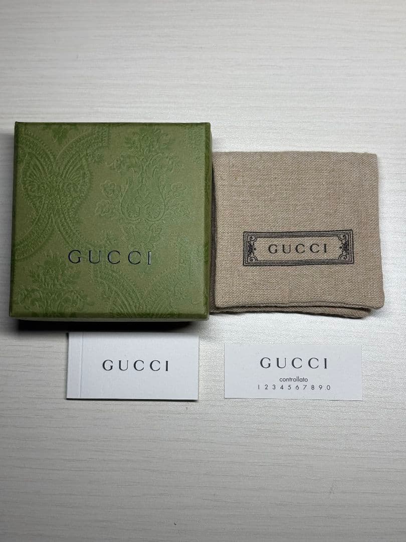 GUCCIブランデッドGインターロッキング刻印サイズ:17号【箱/ポーチ付】