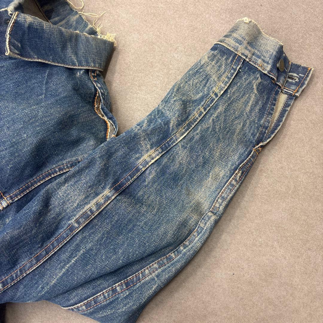 Levi's ダメージ注意！　70505
