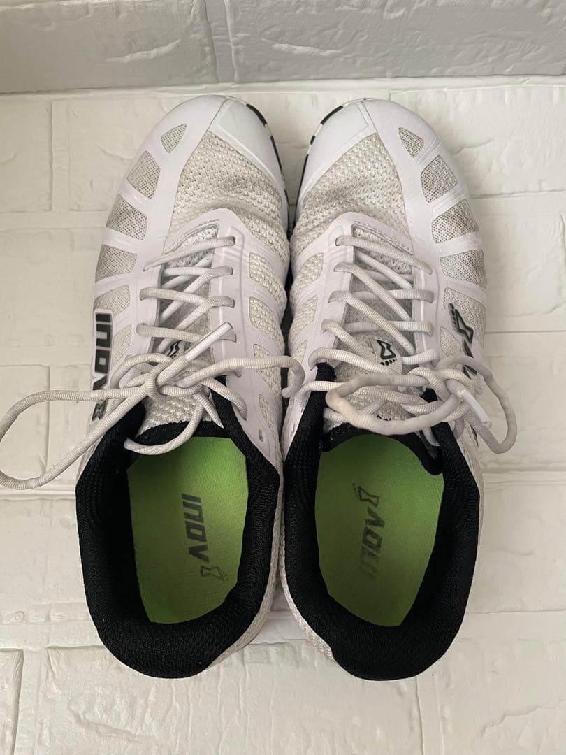 inov8 イノヴェイト トレーニングシューズ 27cm
