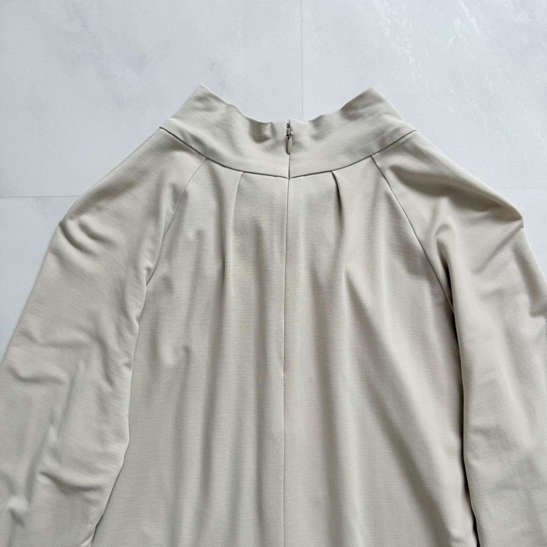 SOEJU ソージュ　ボウスタイルプルオーバー　ベージュ　M