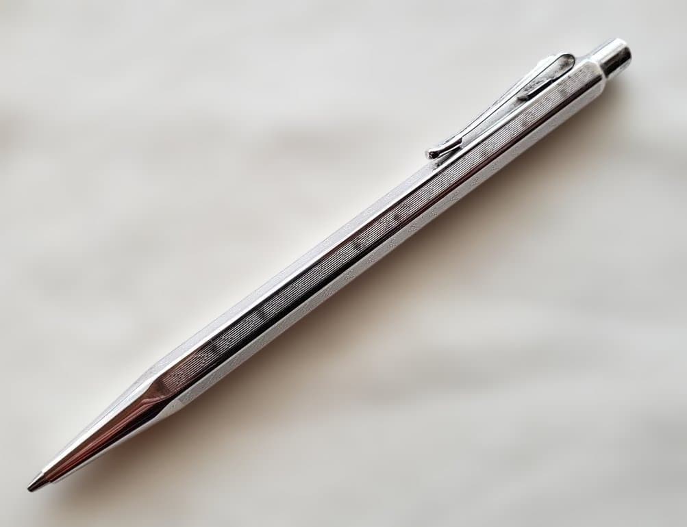 カランダッシュ　ノック式シャーペン0.5mm