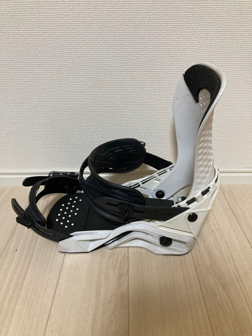 23-24 SALOMON HOLOGRAM White Sサイズ