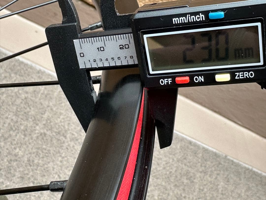 ボントレガーParadigmホイールセットTREK FX Sport 5取外