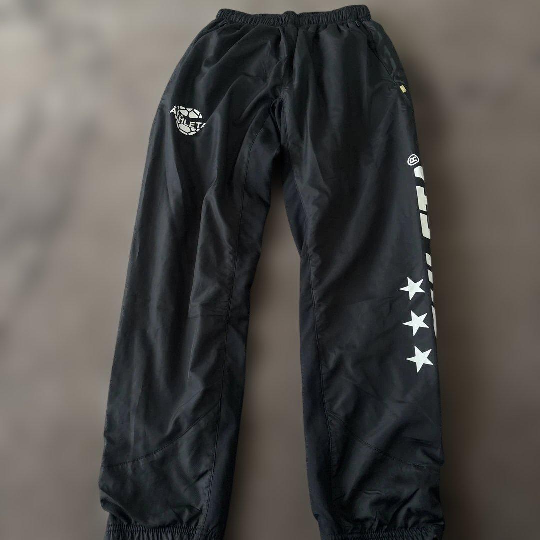 ま*ん様 ATHLETA ピステ上下 グレー　セットアップ　ナイロン　フットサル