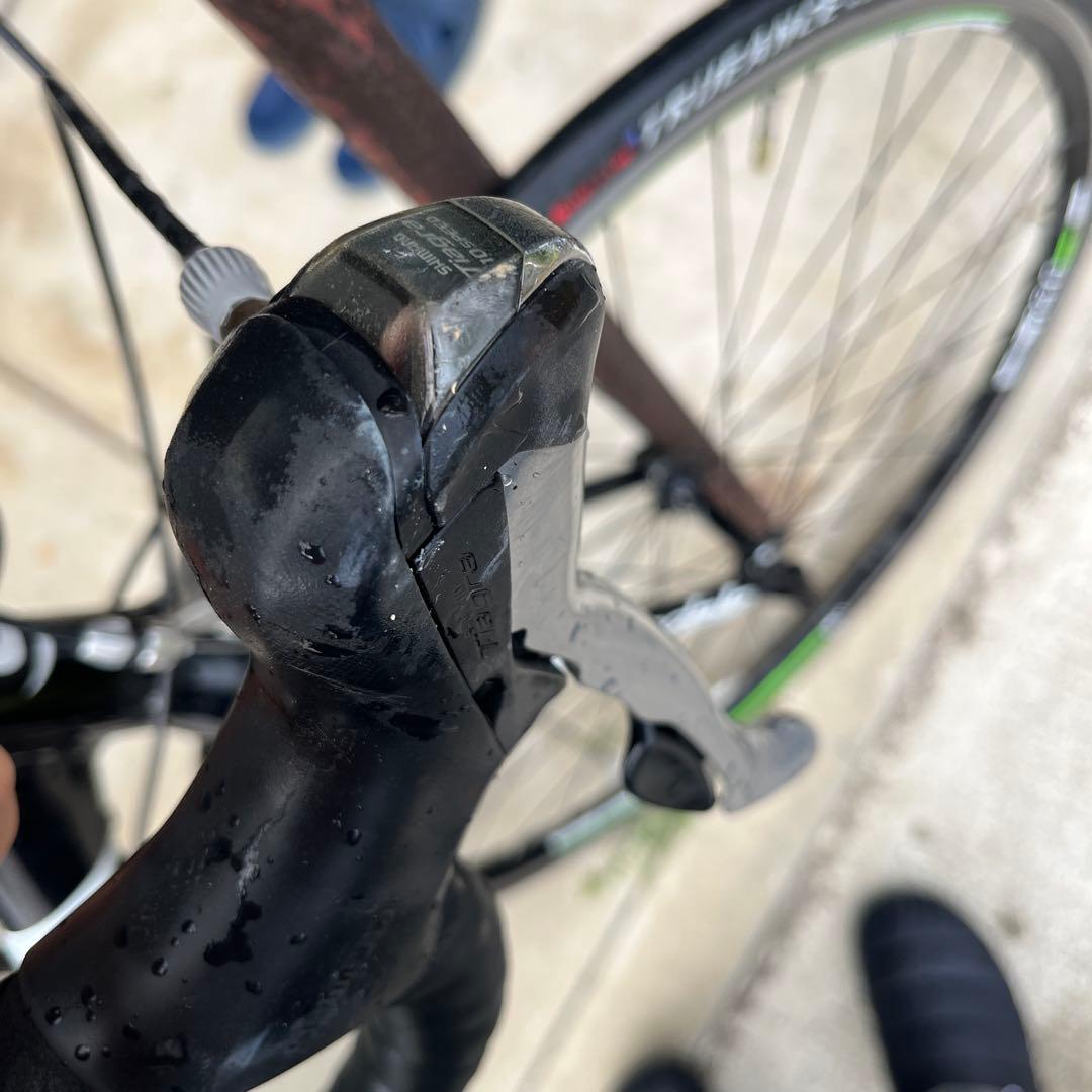 【引取限定おまけ付き‼️】 Cannondale ロードバイク CAAD8