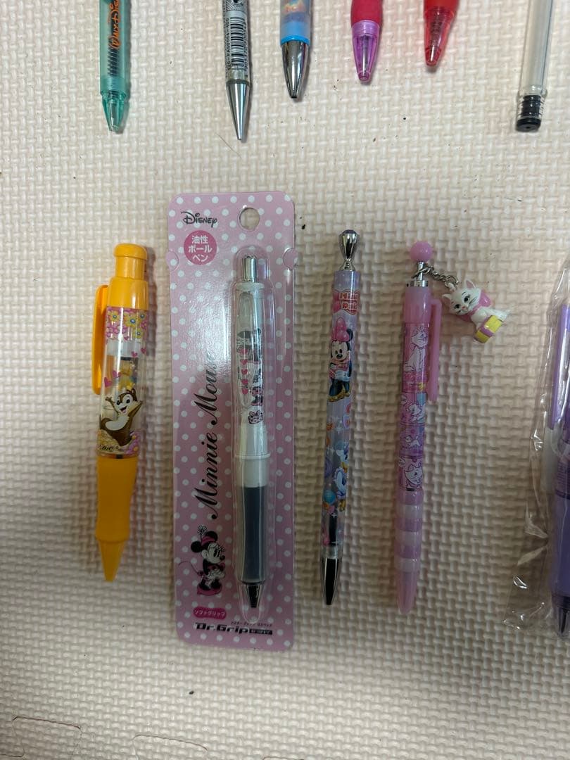 公*o様 キャラクター付きボールペンセット Z4