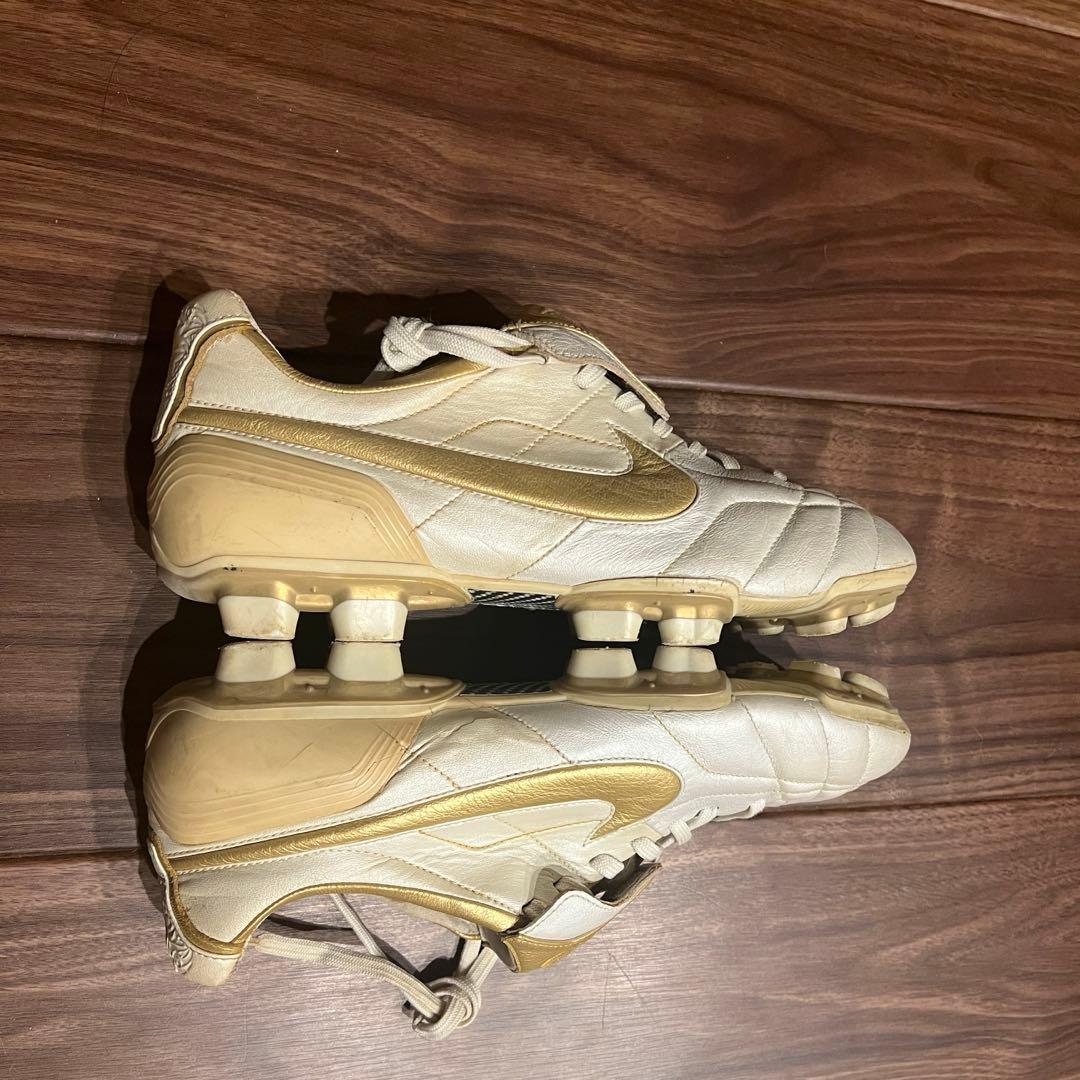 NIKE エアレジェンド　HGJ R10 27センチ