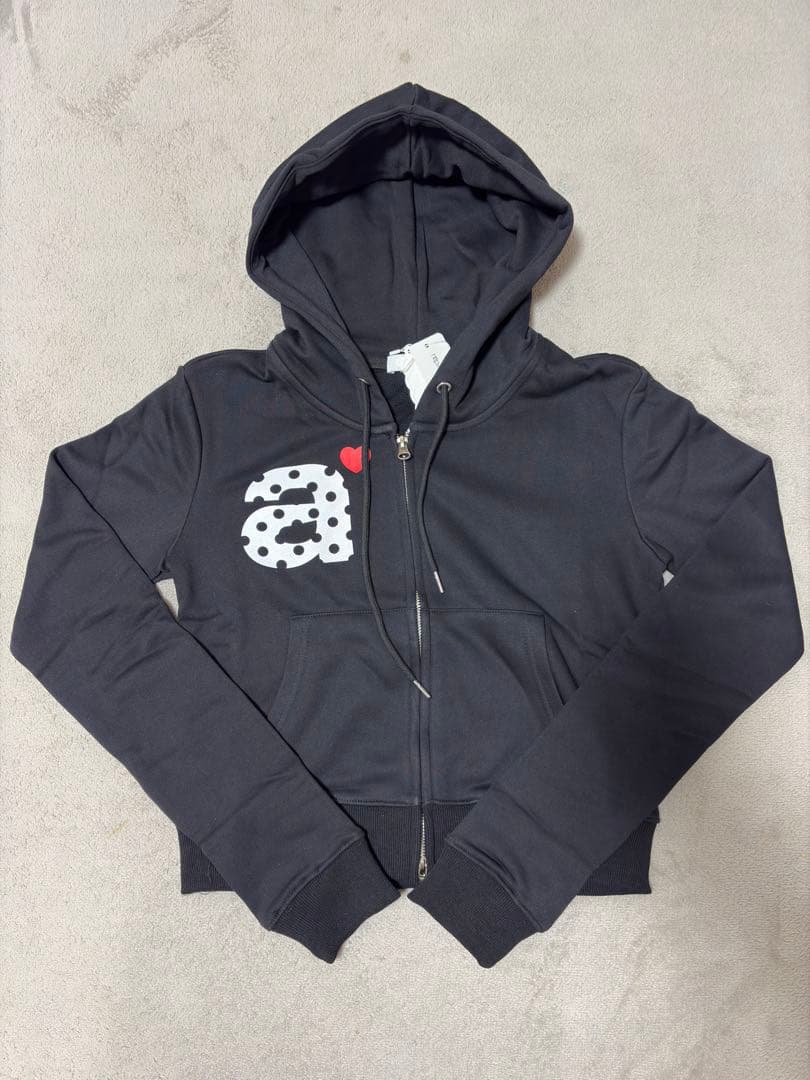【新品】aeae クロップド ジップパーカー ブラック Sサイズ フーディー