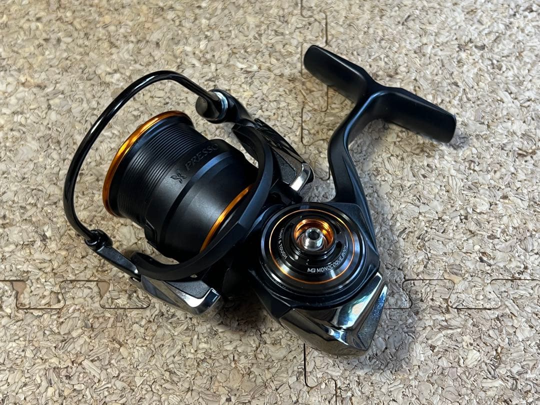 ダイワ DAIWA スピニングリール 21 プレッソ LT2000SS-P ①