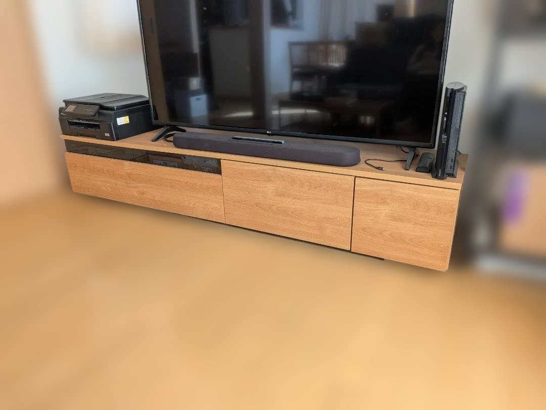 テレビボード