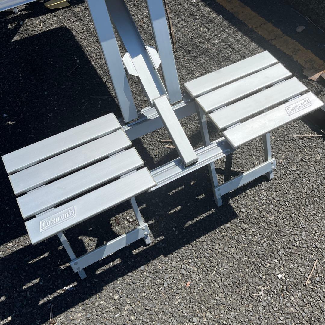 中古Colemanアルミピクニックテーブル