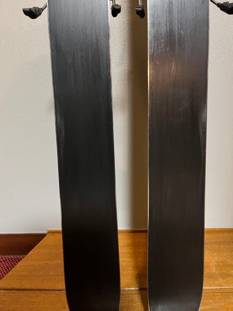 スキー板　フォルクル　90eight 177cm