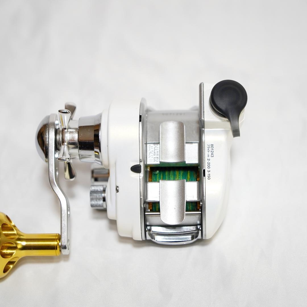 ダイワ レオブリッツ 150 電動リール DAIWA LEOBRITZ ケーブル