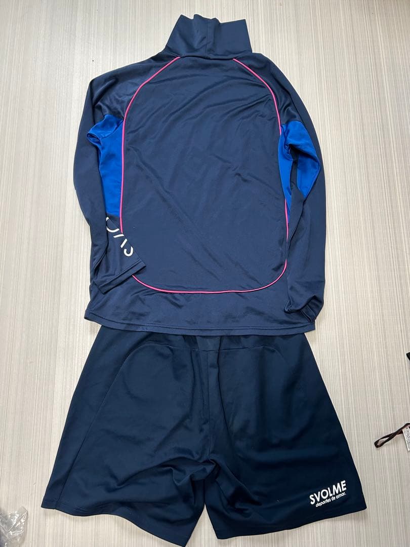 程度極上 SVOLME スボルメ　ネック 長袖 速乾 プラティクス シャツ