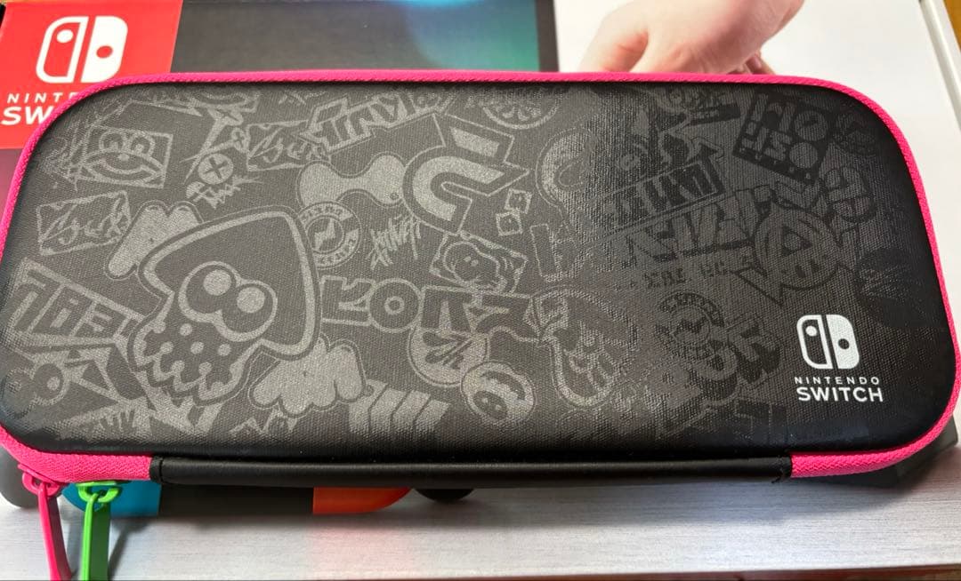 Nintendo Switch 本体 本体カバー付