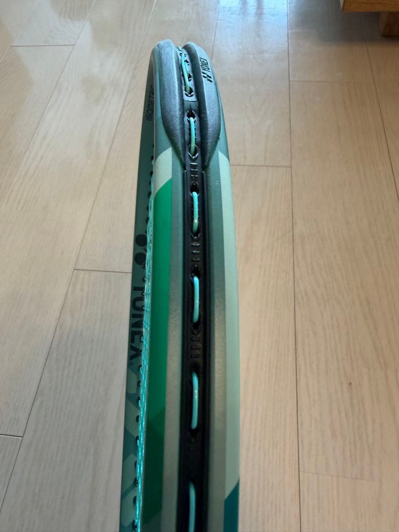美品YONEX PERCEPT 100D G2 テニスラケット
