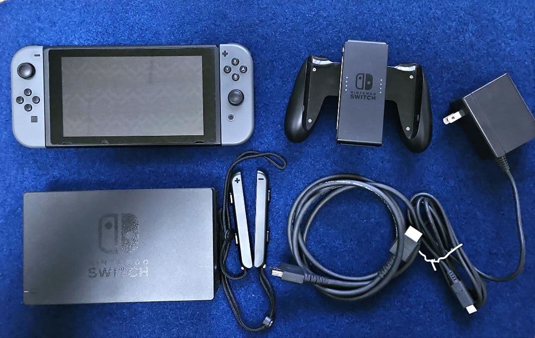 Nintendo Switch 本体 グレー ドック付き (おまけ付き)