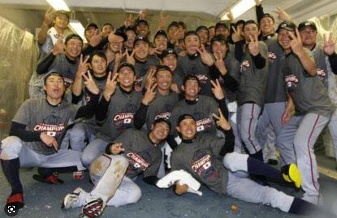 第２回WBC 優勝記念Tシャツ　シャンパンファイト用　新品
