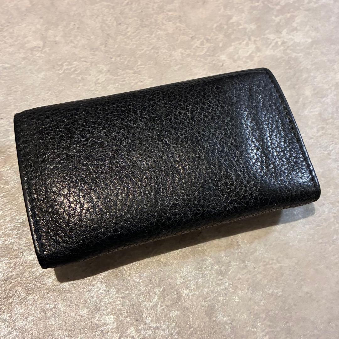 PRADA ブラック キーケース 箱付き　プラダ レディース ゴールドロゴ