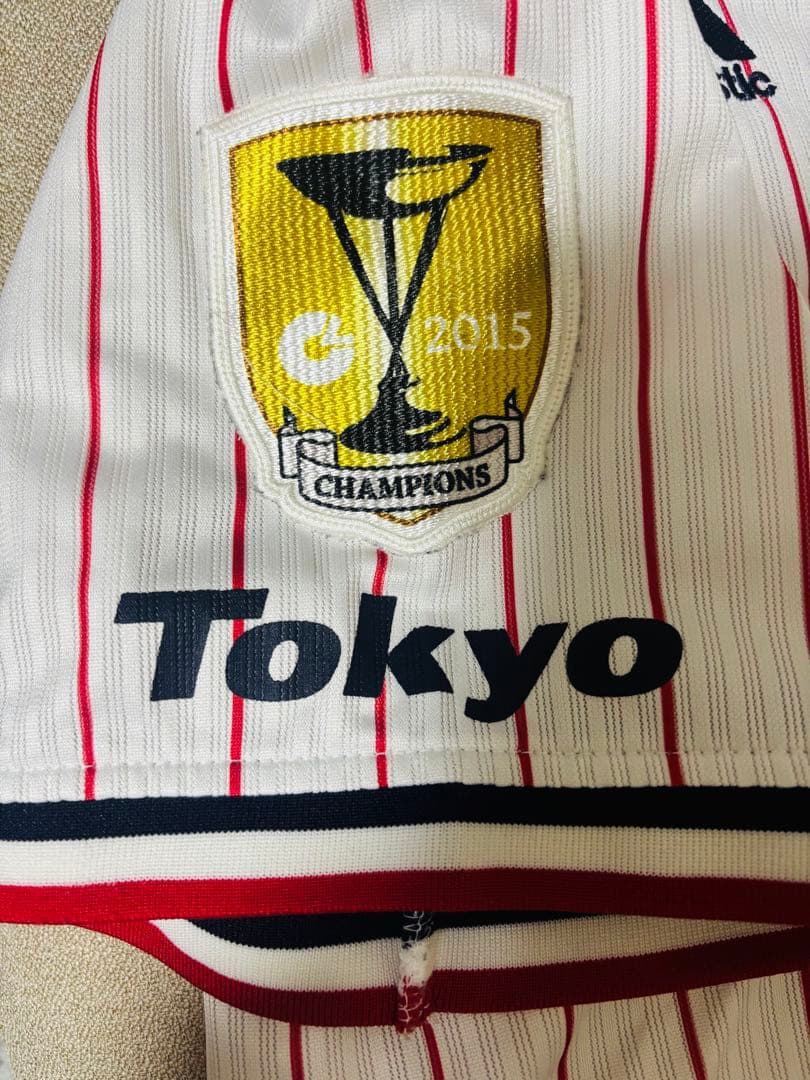 ヤクルトスワローズ 19石川雅規選手 2015年優勝エンブレム付ユニフォーム