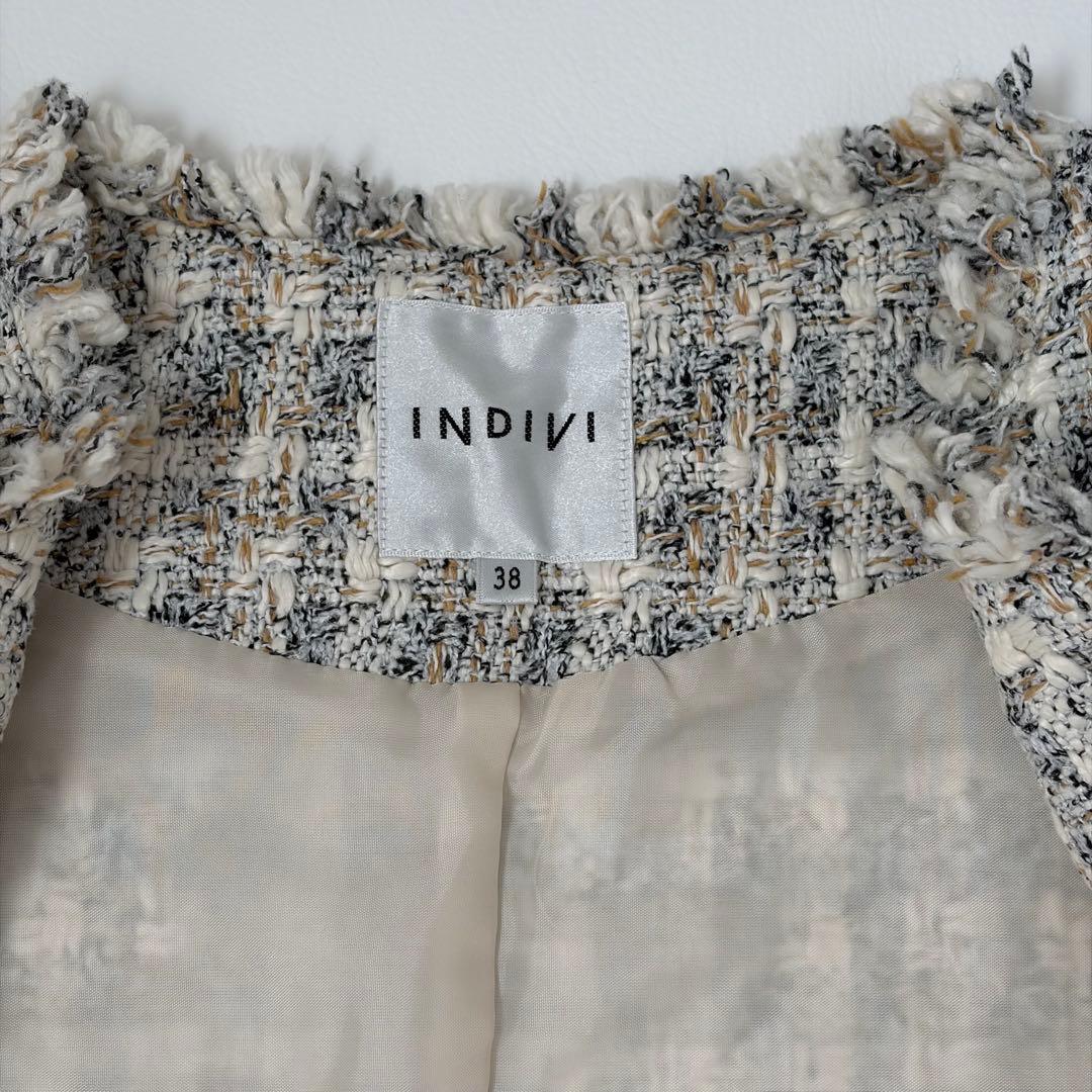美品♡ INDIVI ツイードジレ　フリンジ　ノーカラー　近年モデル