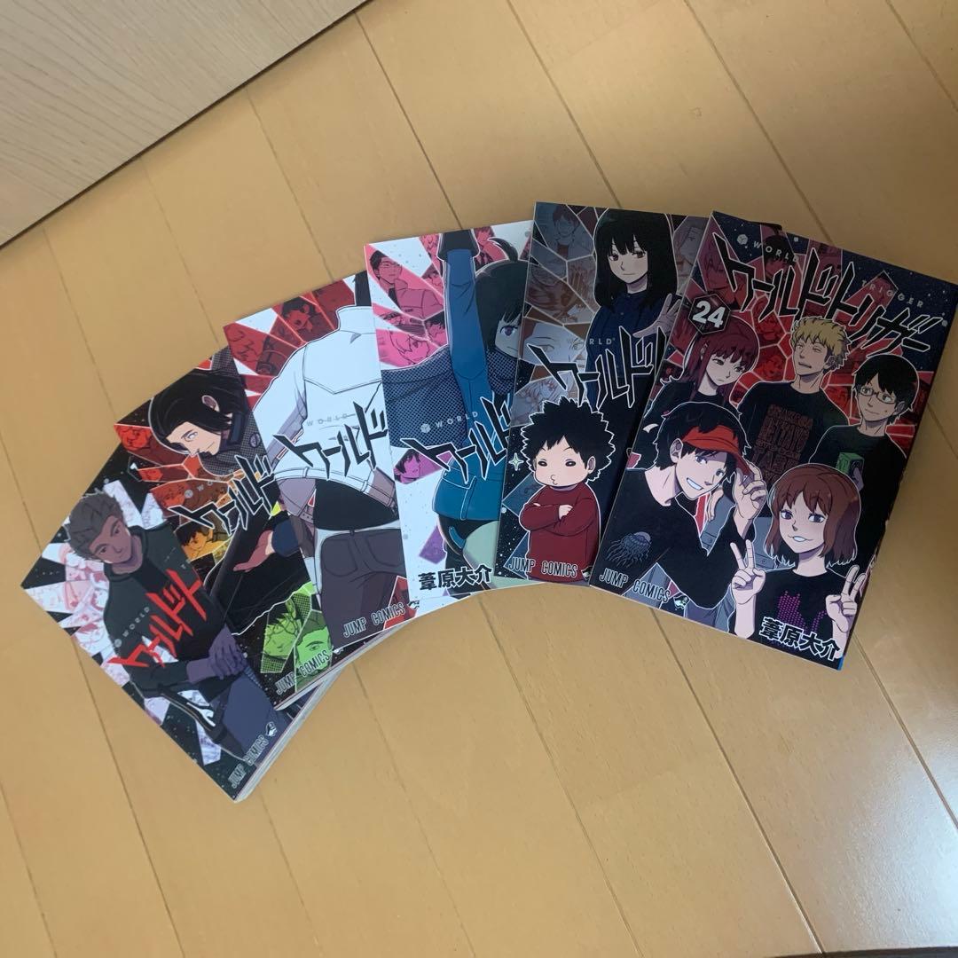 ワールドトリガー　24巻セット＋オフィシャルデータブック　おまけ付き