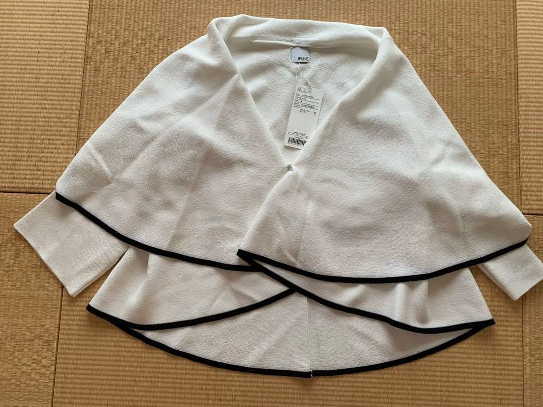 新品タグ付！JENNE ケープジャケット　ニット