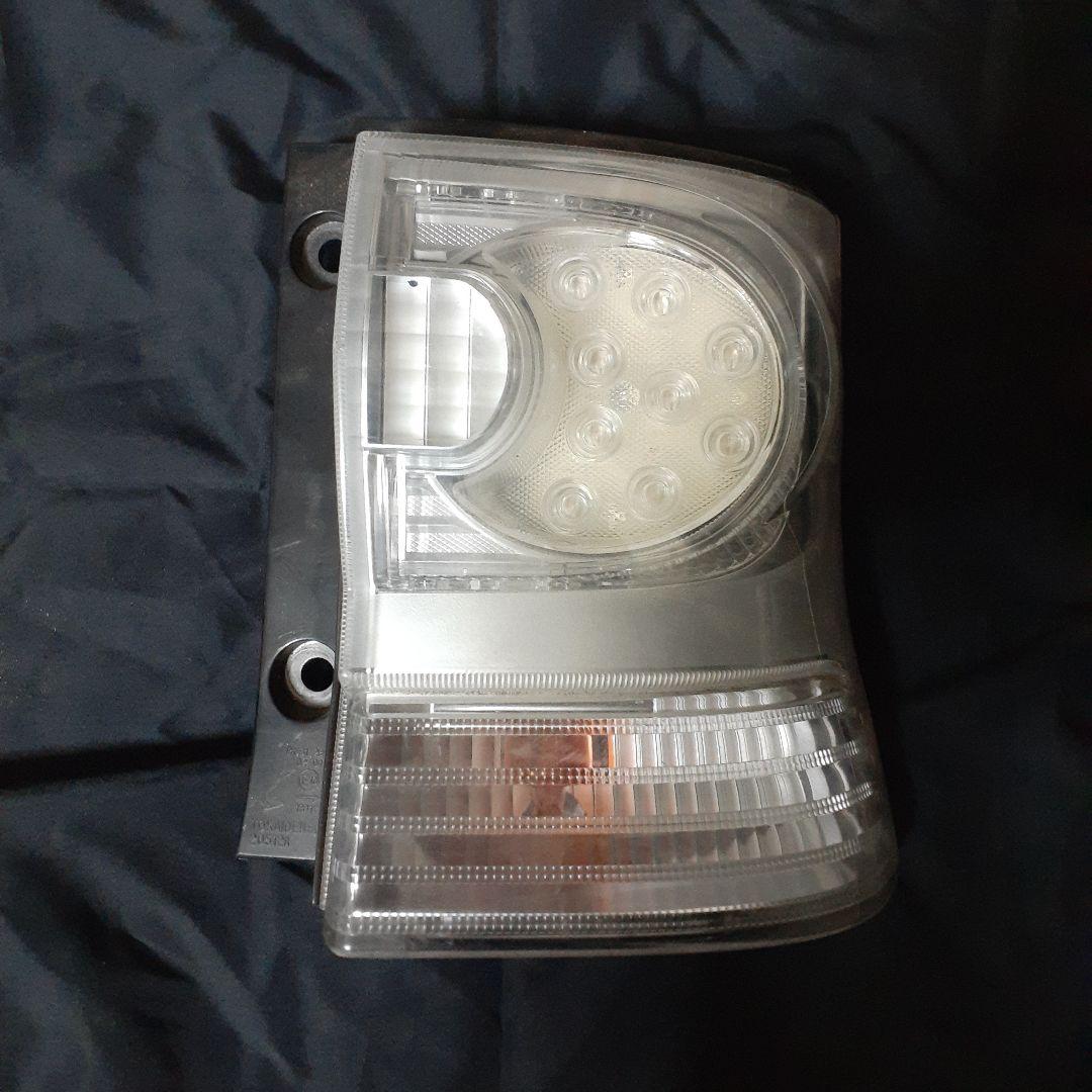 ダイハツ　タントカスタムL375s後期テールランプ　左右　純正品(中古品)