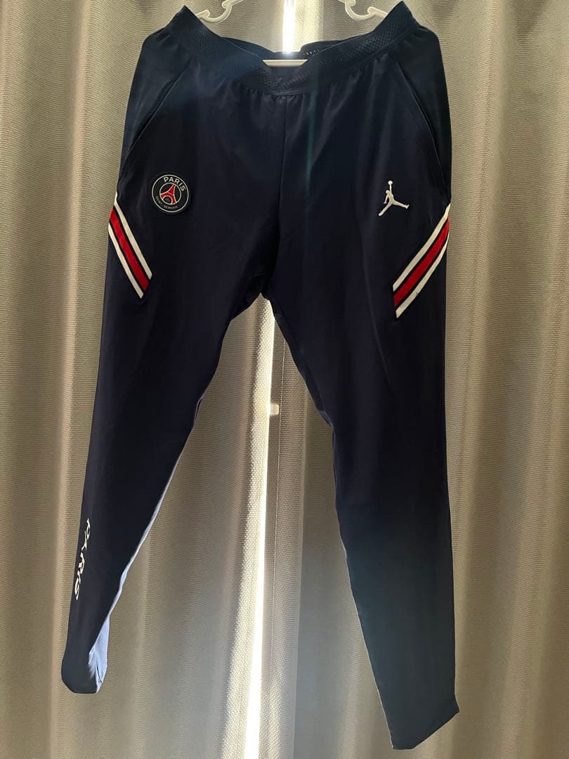 NIKE PSG パリ サンジェルマン ドリルトップ ウィンドランナー