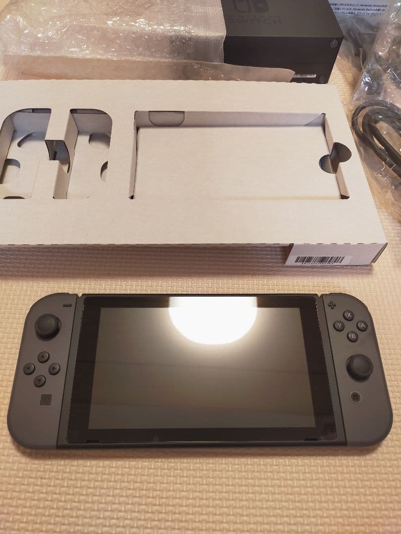 ニンテンドースイッチ 一式 純正プロコン＆ゼルダポーチ付